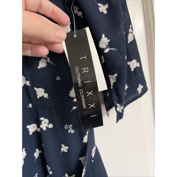 Trixxi Juniors Floral A-Line Dress Navy Sz M - Picture 3 of 5